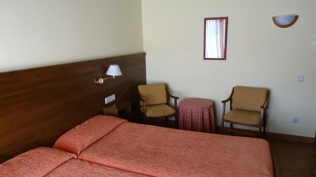 Hotel Pla Del Pi Prats I Sansor Bilik gambar